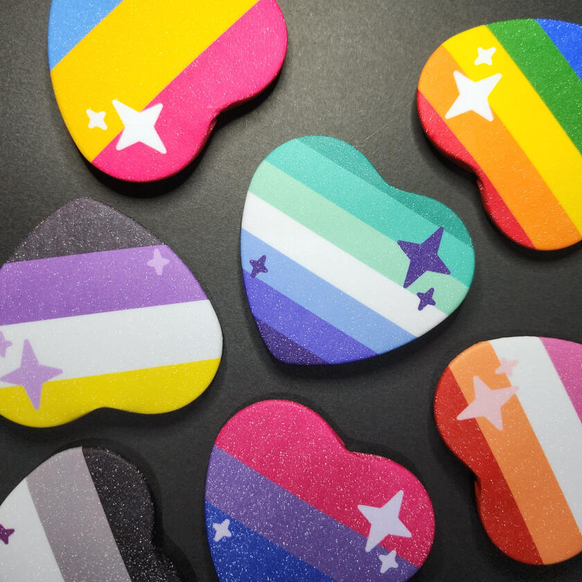 pride heart pins